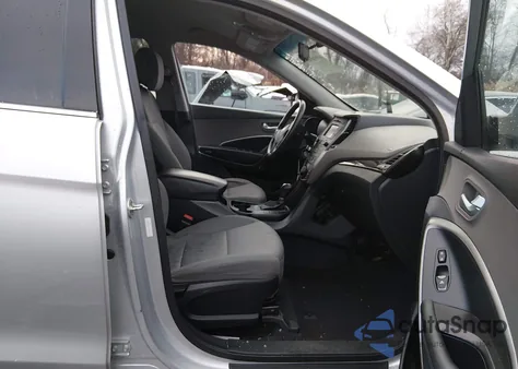 2017 Hyundai Santa Fe Sport 2.4L из США, поврежденный, VIN 5XYZTDLB4HG440165